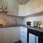 Posada, Comfortable In A Great Location - Veranda Apartamento *
