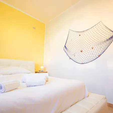 Posada, Comfortable In A Great Location - Veranda Lejlighed Posada (Sardinia)
